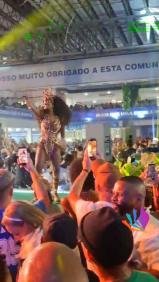 🔥 A GRANDE FINAL DA BEIJA-FLOR FOI DE ARREPIAR! 🐦💙  Uma noite de emoção, samba e muita energia na quadra da Beija-Flor! 