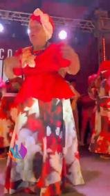 As Baianas do Salgueiro rodaram a saia e encantaram todo mundo! ⚪🔴  Ala mais tradicional e sagrada de toda escola de sam