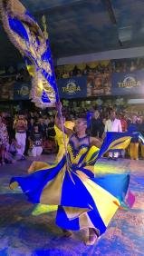 ✨ EM CÂMERA LENTA, CADA DETALHE GANHA VIDA!  Emanuel Lima e Thainara Matias, segundo casal de mestre-sala e porta-bandei
